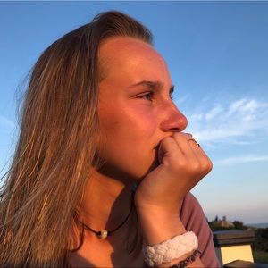 Meet your Posher, Anna-claire